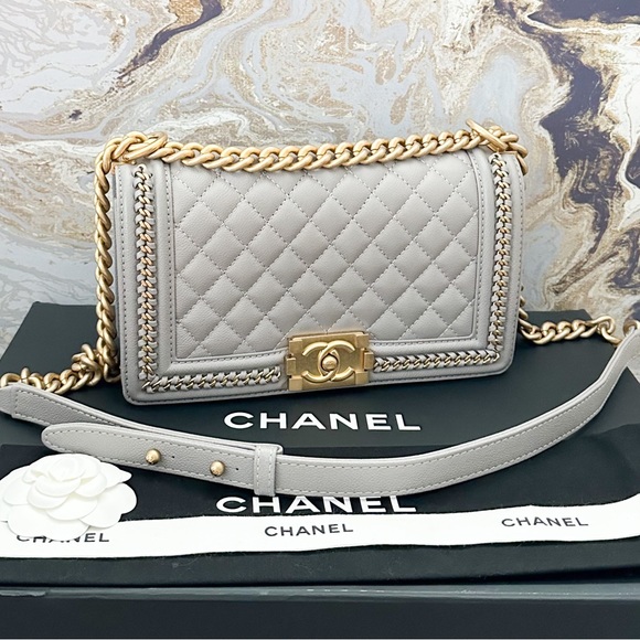Chanel Caviar Quilted Chain Around Medium Boy Flap - Picture 10 of 16